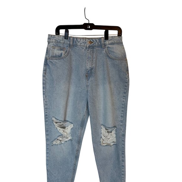 2/$30 NWT PrettyLittleThing "8" Light Blue Knee Ripped Mom Jeans Straight Leg - Picture 7 of 16